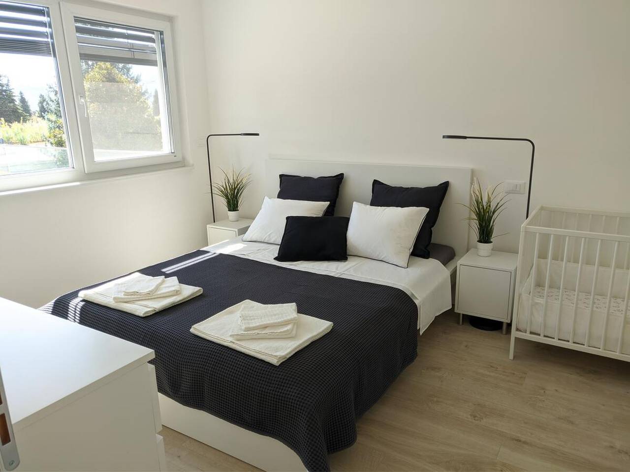 Estudio entero, Estudio encantador en Allauch con piscina y jacuzzi - 17 m² in Allauch, Marsella region