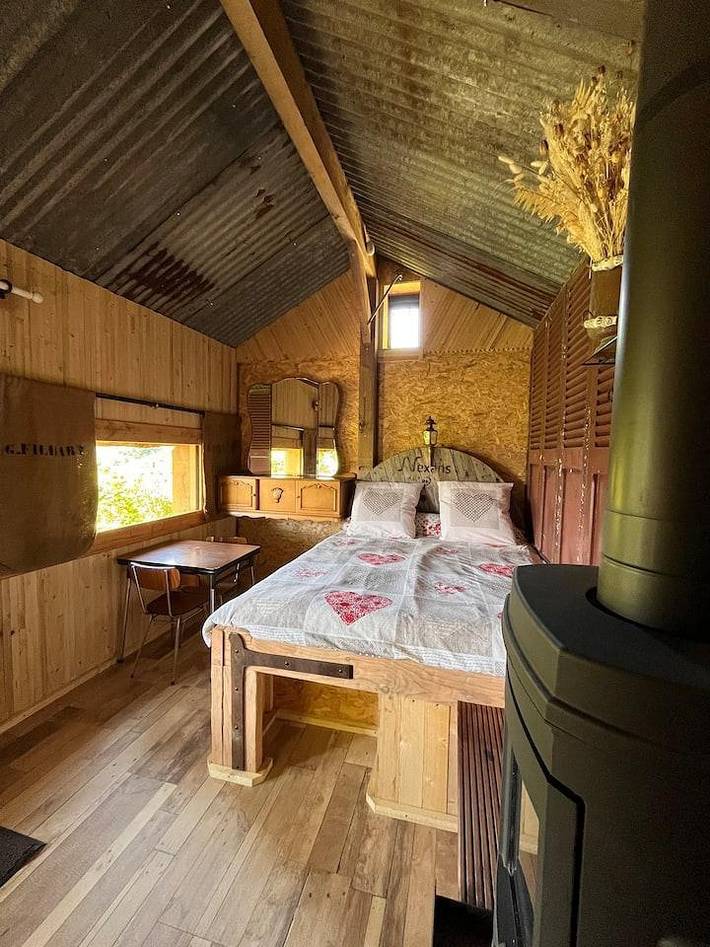 Gîte pour 2 personnes, avec terrasse, animaux acceptés à Tournavaux - 2