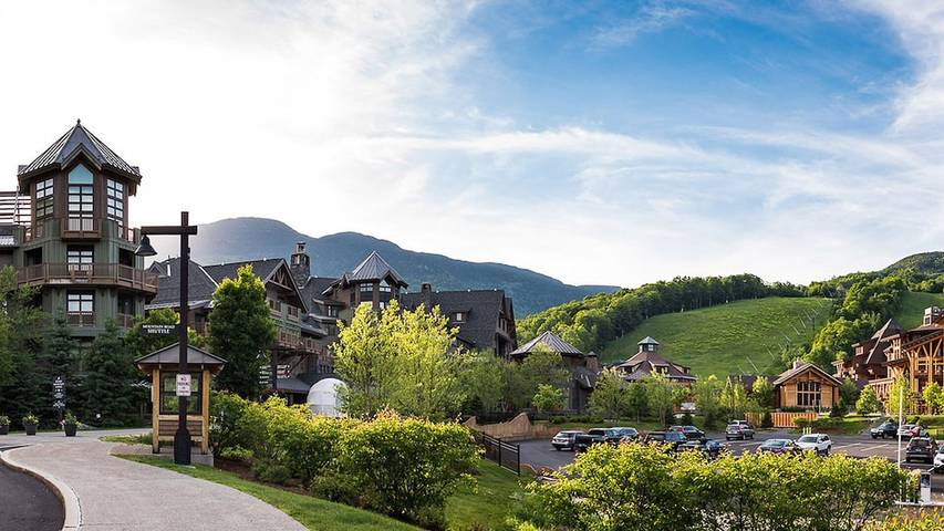 Lodge for 8 people, with pool and hot tub in Vermont