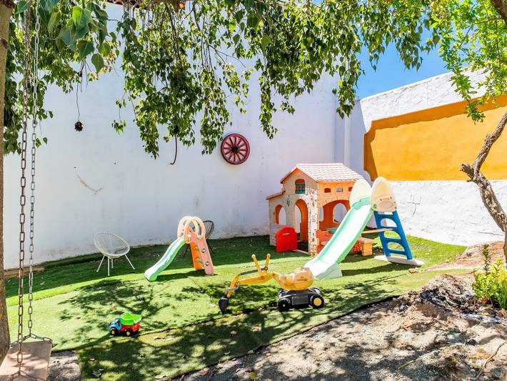 Casa rural para 14 personas, con jardín en Archidona - 4