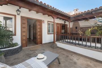 Villa voor 5 Personen in Santiago del Teide, Zuid Tenerife, Afbeelding 1