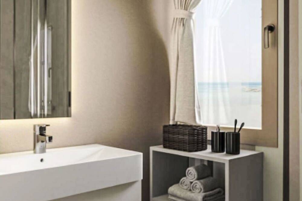 Accogliente appartamento in villa per 6 ospiti con Wifi, A/C, piscina, Tv e terrazza in Castiglione della Pescaia, Provincia di Grosseto
