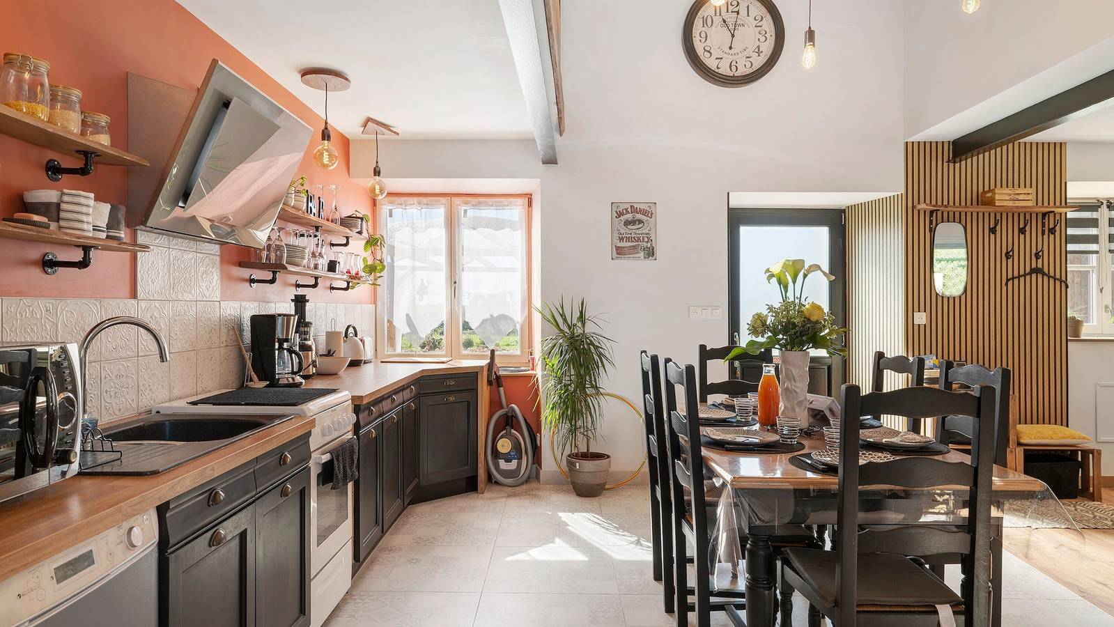 Gîte Les Légendes Du Plessis: privé terras en Wi-Fi in Iffendic, Brocéliande in Iffendic, Rennes en omgeving