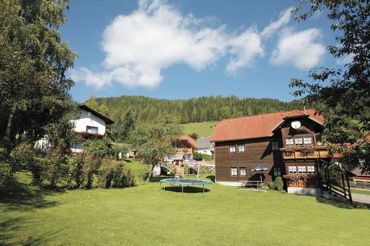 Ferienhaus für 10 Personen, mit Garten und Ausblick in St. Lambrecht