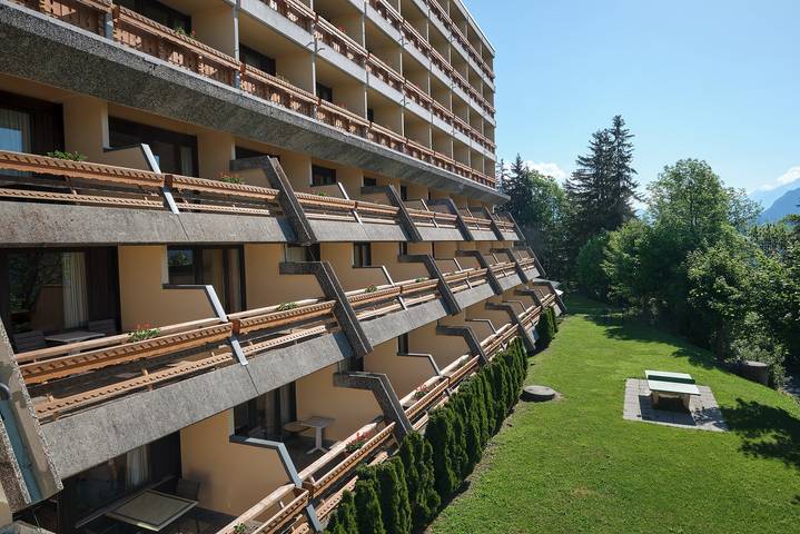Hôtel pour 5 personnes, avec balcon ainsi que sauna et jacuzzi, adapté aux familles à Leysin - 3