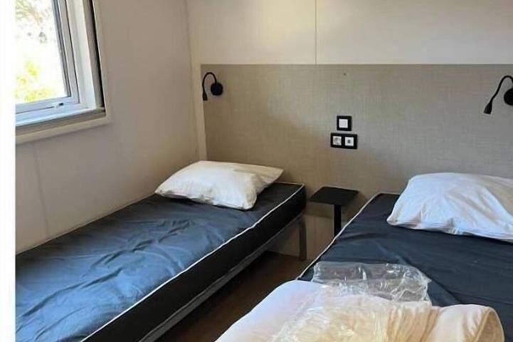 Chalet 3 chambres en bord de mer — Accès direct à la plage dans un cadre naturel in Rivedoux-Plage, Île de Ré