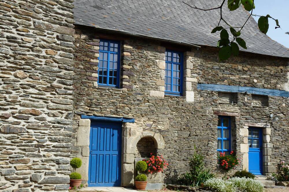 Ganze Wohnung, Manoir De Barbotin, Appartement de la Marquise. in Ploërmel, Vannes und Umgebung