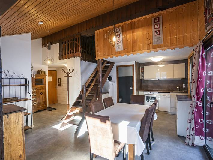 Gîte pour 7 personnes, avec balcon, animaux acceptés dans Office De Tourisme De Chatel - 2