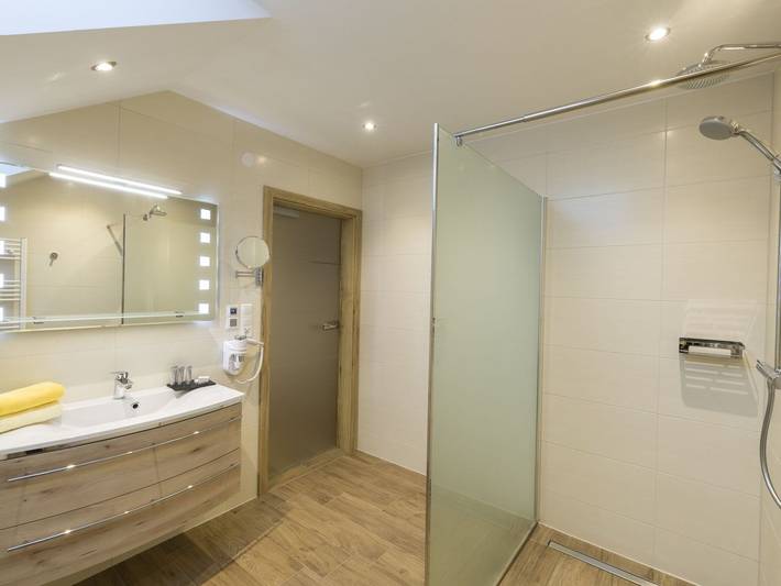 Ferienhaus für 2 Personen, mit Garten und Ausblick sowie Seeblick und Sauna am Wolfgangsee - 4