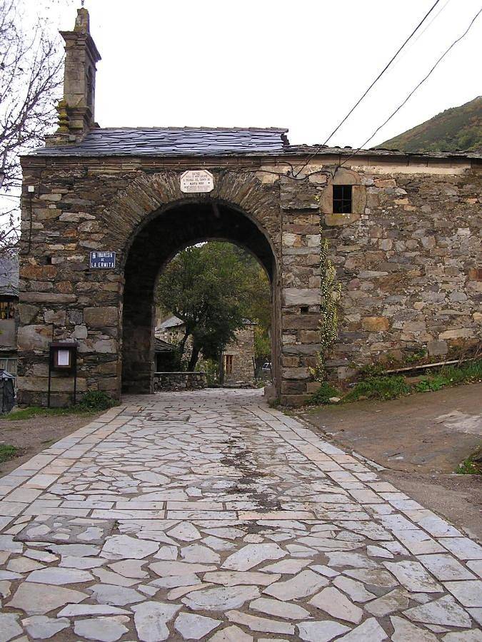 Casa rural para 3 personas, con balcón y vistas en El Bierzo - 2