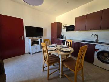 Gîte pour 4 personnes, avec vue à Bras