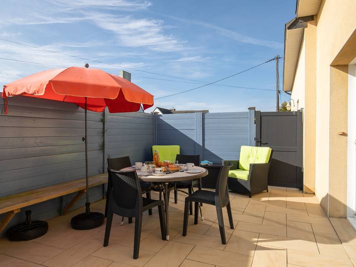 Location de vacances pour 5 personnes, avec terrasse et jardin à Kerlouan - 2