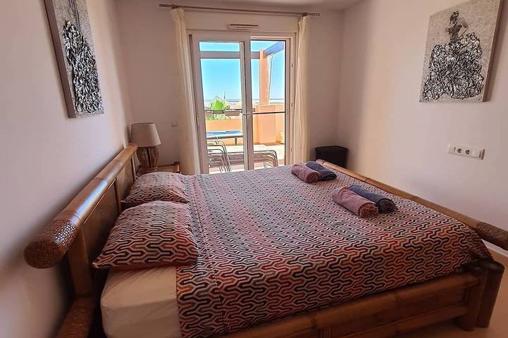 Appartement entier, Terrasse ensoleillée - Appartement 5 chambres - Immense terrasse et vue sur la montagne avec sécurité 24h / 24 in Alhama de Murcia, Murcia l'intérieur des terres