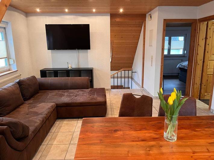Ferienwohnung für 3 Personen, mit Terrasse und Ausblick in Brackenheim