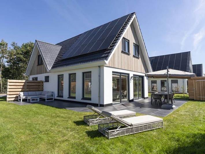 Ferienhaus für 8 Personen, mit Terrasse und Garten sowie Sauna, mit Haustier auf Texel