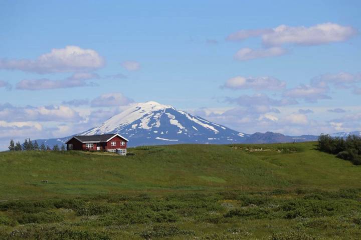 Casa de huéspuedes para 4 personas, con jardín y vistas, Se admiten mascotas en Islandia