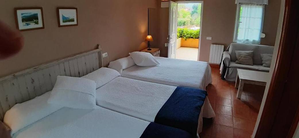 Hotel para 2 personas, con Terraza y Jardín además de Piscina para niños y Piscina en Llanes - 2