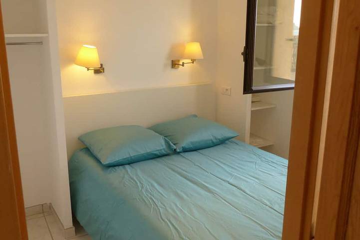 Gîte pour 6 personnes, avec terrasse dans Plage du Débarquement (La Croix-Valmer) - 4