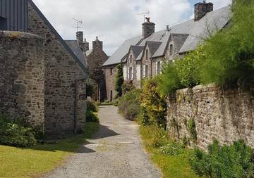 Gîte pour 4 personnes, avec vue et jardin à Regnéville-sur-Mer