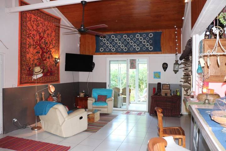 Chambre d’hôte pour 3 personnes, avec terrasse et jardin