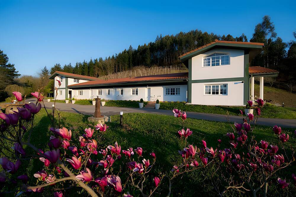Apartamento entero, Apartamento 'Bizkar Bare 5' con Wi-Fi in Sopuerta, Cordillera Cantábrica
