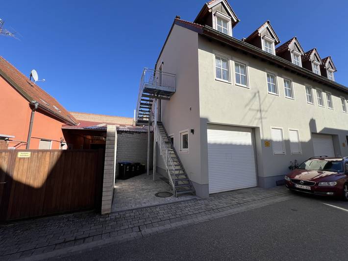Ganze Wohnung, Ferienwohnung Scheuring 2. Og Süd - Ferienwohnung 2. Og Süd in Nordheim am Main, Fränkisches Weinland