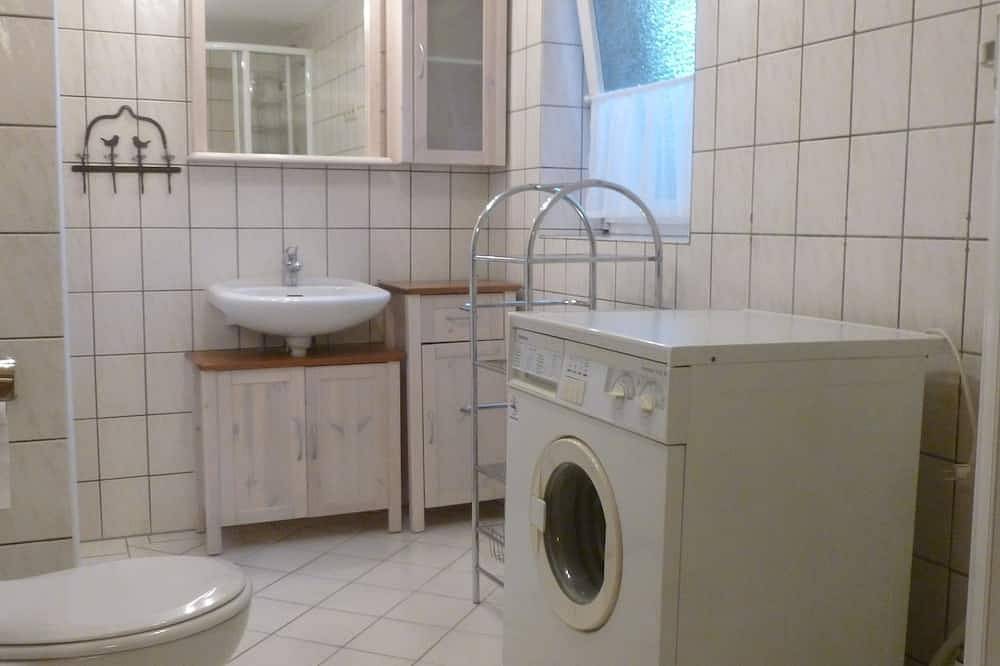 Ganze Wohnung, Gepflegte Ferienwohnung im Einfamilienhaus, zentrumsnah und doch im Grünen in Rendsburg, Rendsburg-Eckernförde