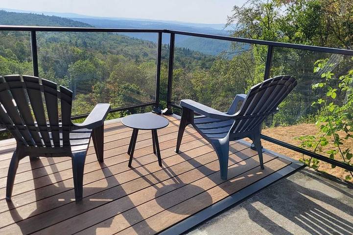 Gîte pour 4 personnes, avec Balcon et Jardin dans Cascades du Hérisson