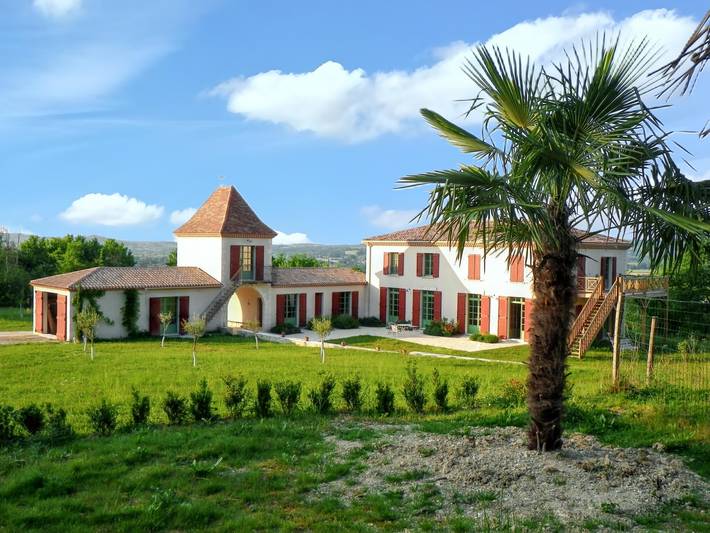 Chalet para 18 personas, con piscina y jardín - 1