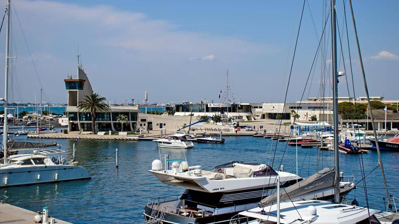 Rivages d'Ulysse Port Camargue in Port Camargue, Le Grau-du-Roi