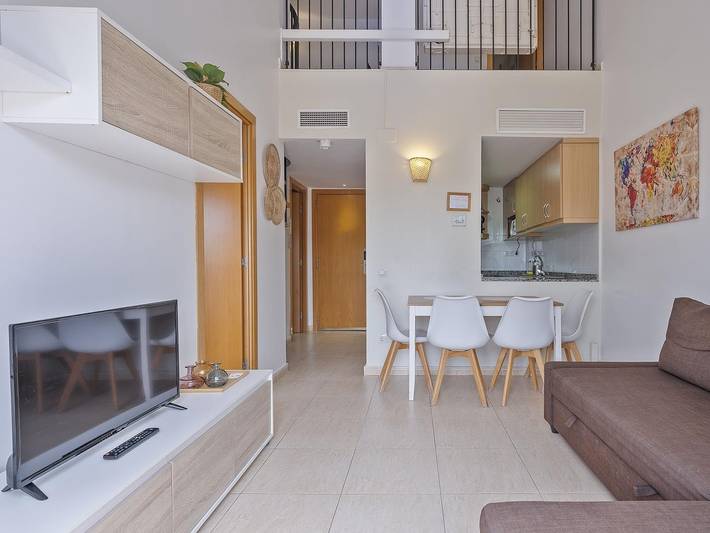 Holiday letting for 4 people, with Balcony/Terrace and Garden as well as Pool in Castelldefels