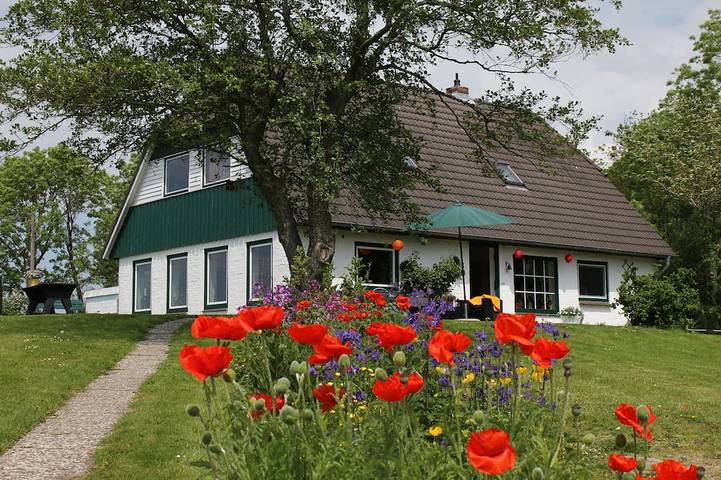 Bauernhof für 5 Personen, mit Terrasse und Garten in Tönning