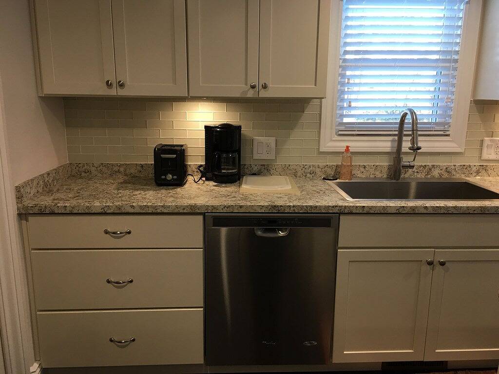 Super Upscale Haus! in Mentor, Lake County (OH)