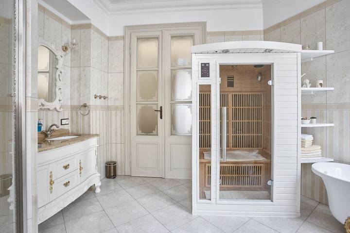 Ferienwohnung für 8 Personen, mit Ausblick und Sauna in Karlsbad - 3