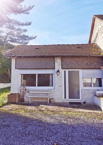 Gîte pour 2 personnes, avec terrasse, animaux acceptés à Morlaàs