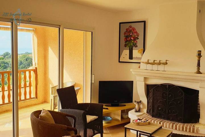 Location de vacances pour 4 personnes, avec terrasse et jardin dans Plage du Ruppione - 4