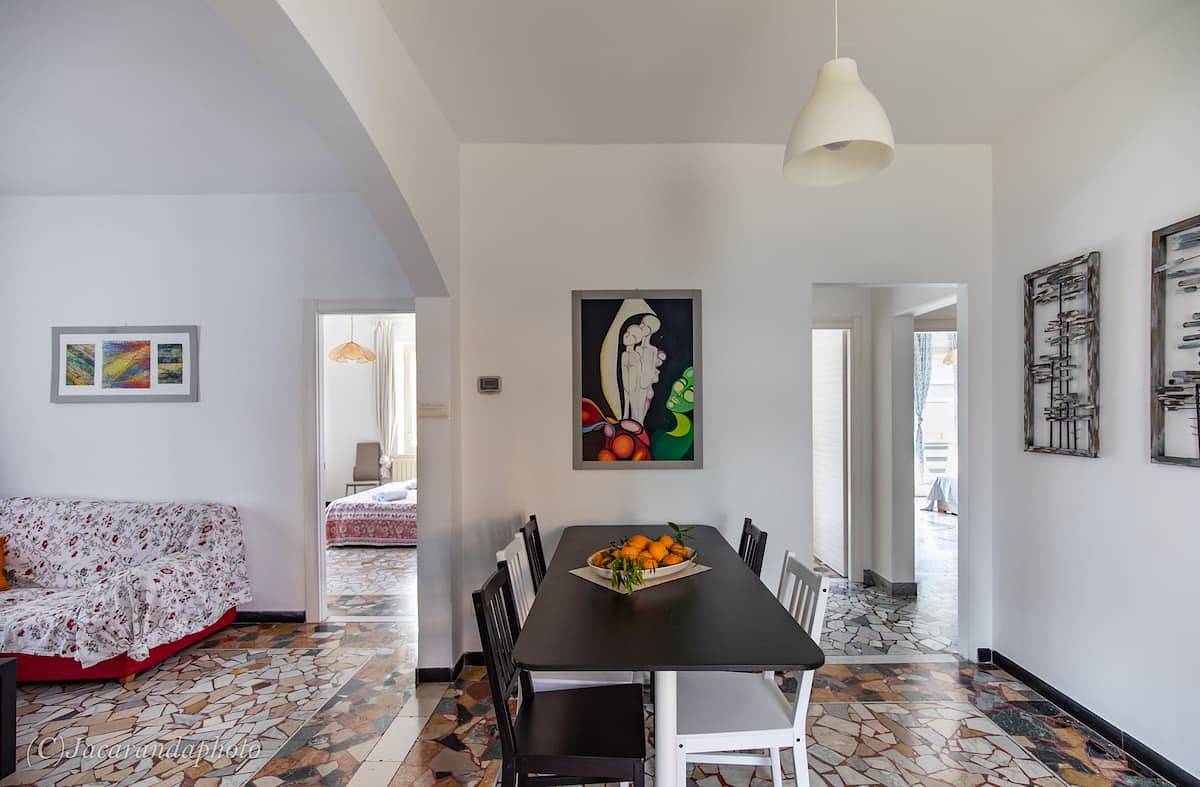 Entire apartment, Stunning Apartment in a Villa, near the beach in Portiglione, Monterosso al Mare Municipality