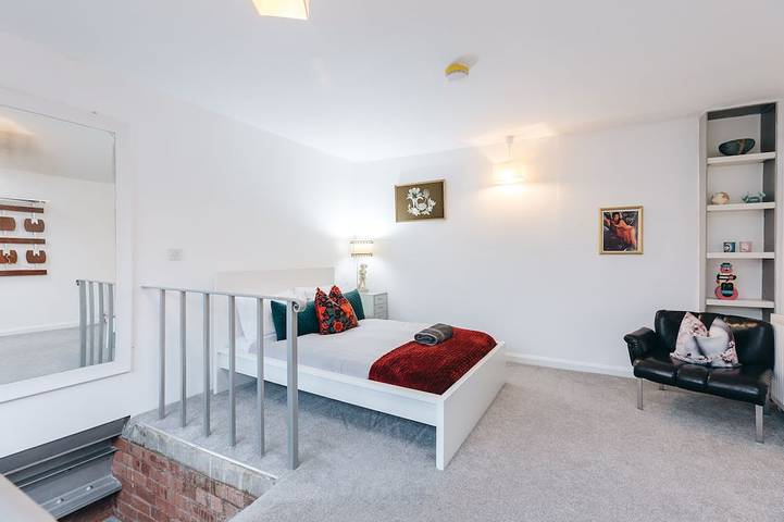 Ganze Wohnung, Authentisches Loft Apartment / Penthouse in Liverpool, Merseyside