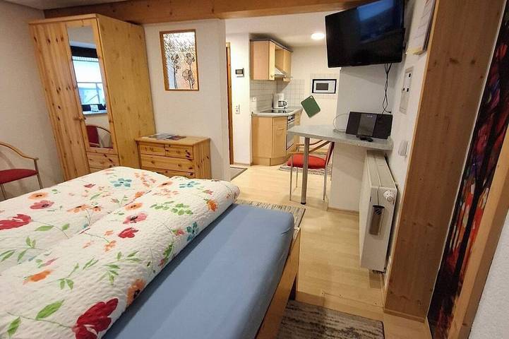 Ferienwohnung für 2 Personen, mit Garten in Bad Buchau - 2