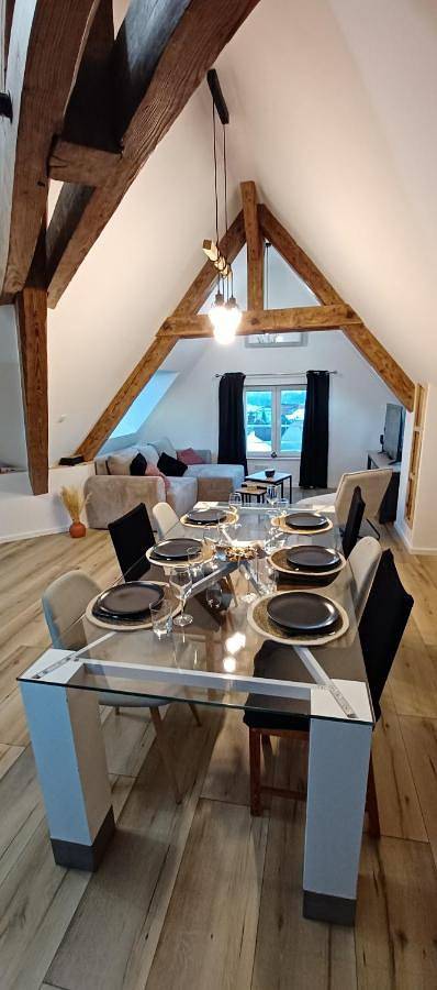 Gîte pour 8 personnes, avec vue, animaux acceptés à Châtenois-les-Forges