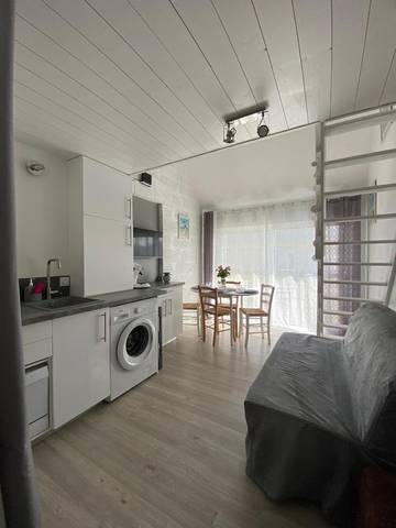 Gîte pour 4 personnes, avec terrasse à Baguer-Pican