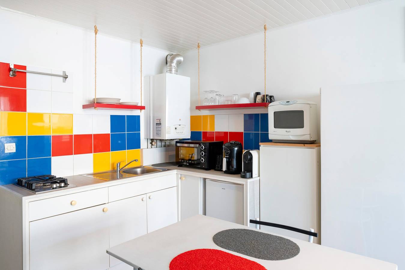 Entire studio, Apartment 'Residence Le Sabaou' with Balcony in Biarritz, Bayonne region