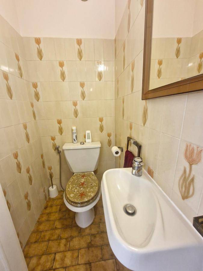 Entire apartment, Juan-Les-Pins centre in Juan-les-Pins, Antibes