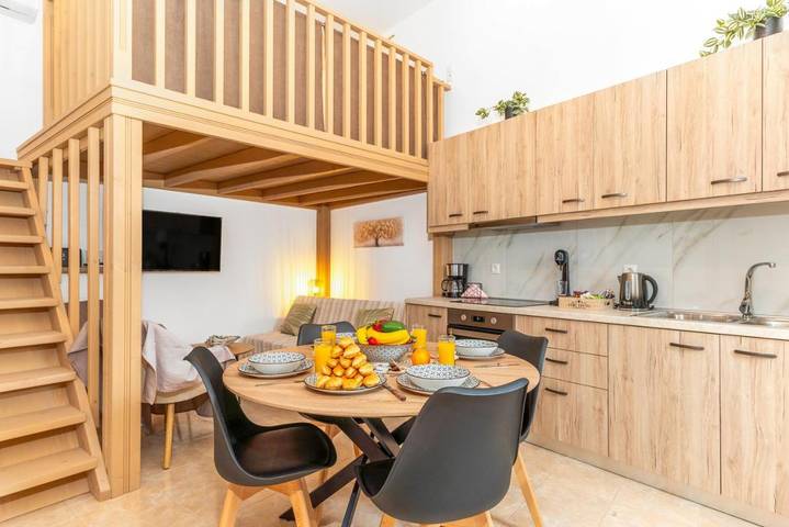 Ferienwohnung für 5 Personen, mit Terrasse