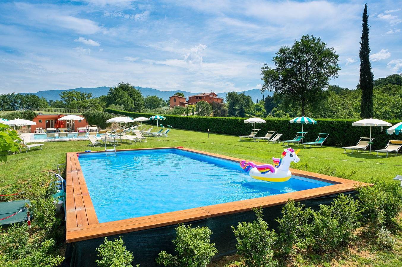 Apartamento vacacional entero, Holiday flat "Torre T4 Rota" with pool in Reggello, Valdarno