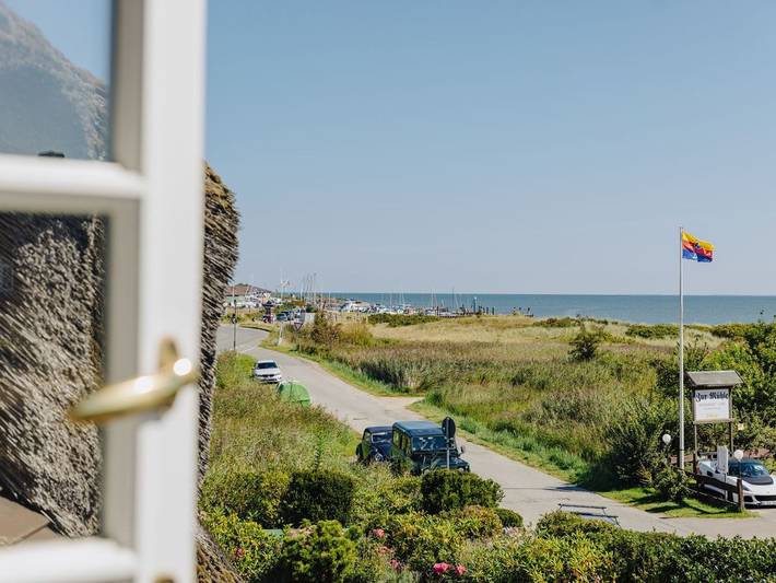 Watt Hüs zum Hafen - Wattblick mit viel Platz unter Reet in Munkmarsch, Sylt (Gemeinde)
