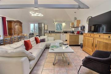 Gîte pour 8 personnes, avec jardin et terrasse, animaux acceptés à Plourhan