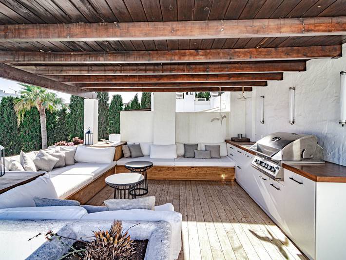 Casa rural para 10 personas, con piscina además de terraza y jardín en San Pedro Alcántara - 2