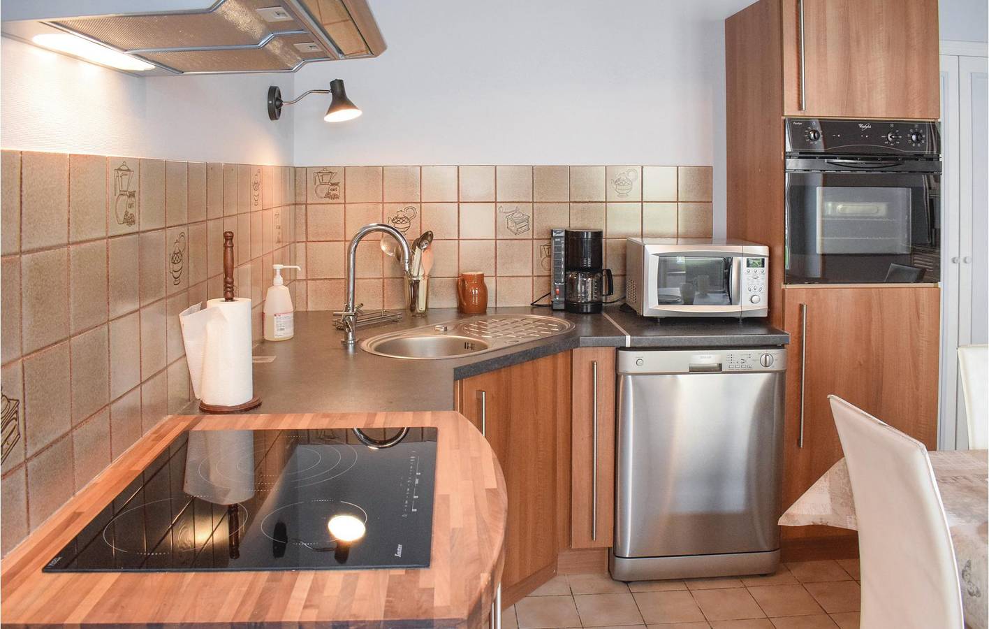 Appartement confortable de 2 chambres à coucher avec Internet et grill près du centre ville in Sainte-Mère-Église, Région de Cherbourg