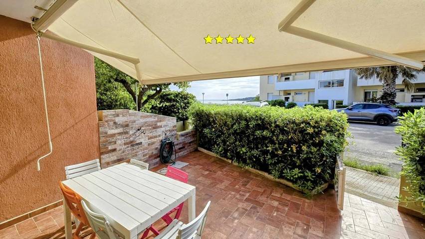 Casa vacanza per 4 persone, con Terrazza e Giardino nonché Panorama a Fertilia